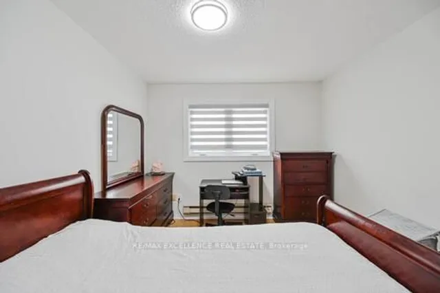 Additional image 25 of 80 Wickstead Crt