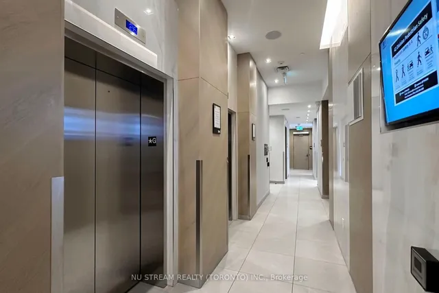 Additional image 7 of 225 Village Green Sq Unit 2403