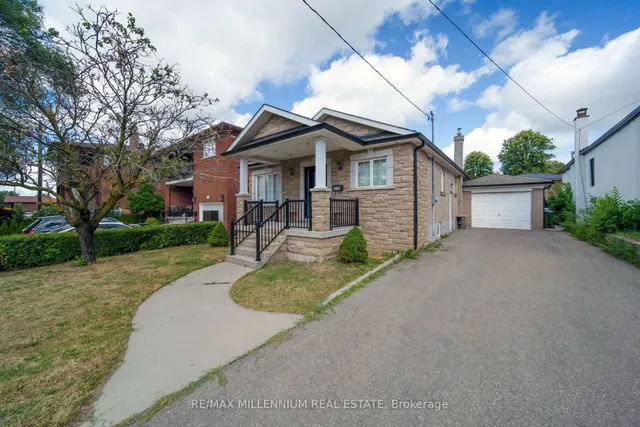 226 Falstaff Ave