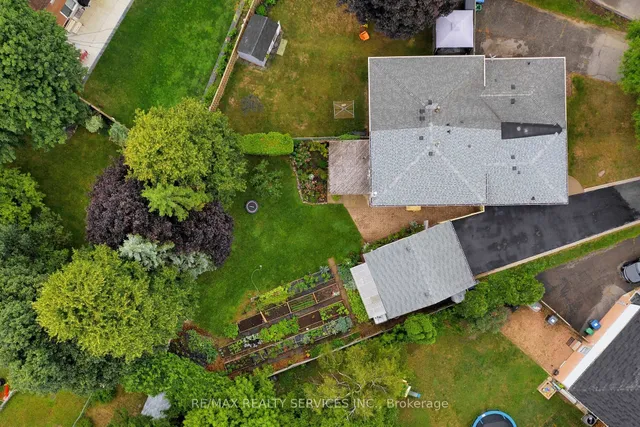 Additional image 36 of 10 Minton Pl