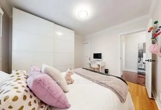 Additional image 20 of 66 CLIVEDEN Ave