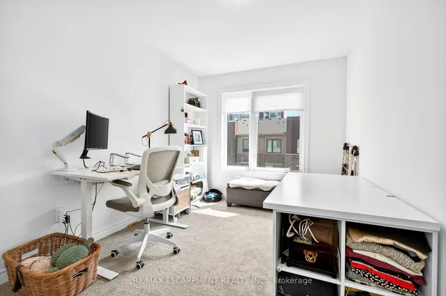 Additional image 30 of 27 Dryden Lane