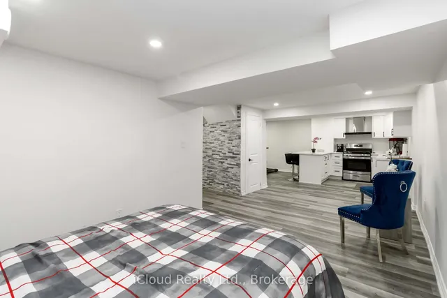 Additional image 42 of 3208 Renton Rd