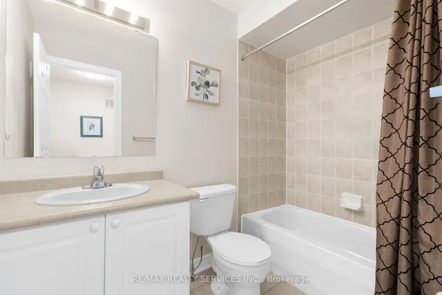 Additional image 38 of 37 Overture Lane