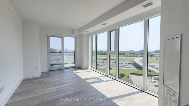 8 Tippett Rd Unit #1105