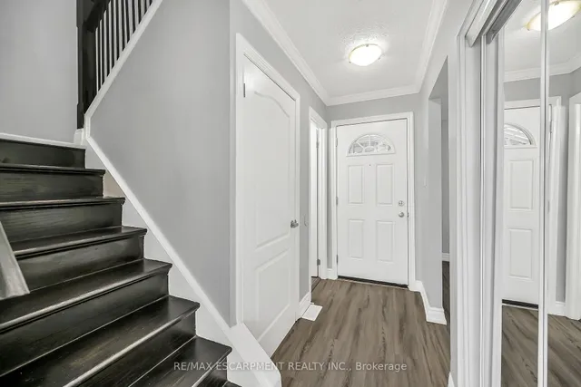 Additional image 4 of 125 Limeridge Rd Unit 8