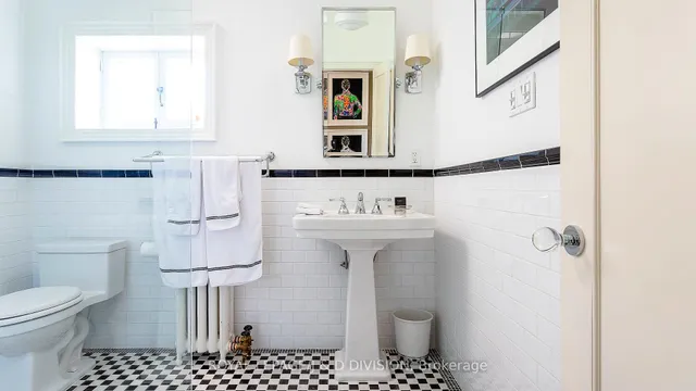 Additional image 23 of 42 Lytton Blvd