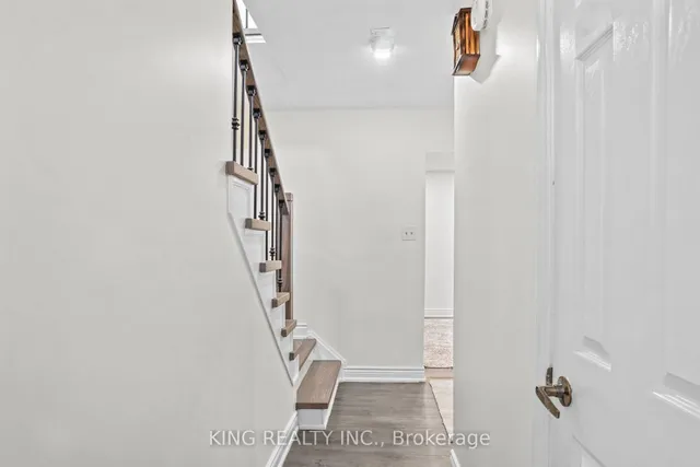 Additional image 34 of 16 Wimbledon Crt