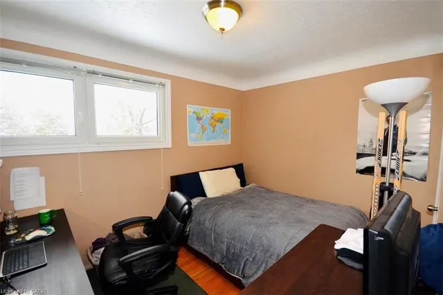 Additional image 4 of 15 Mericourt Rd