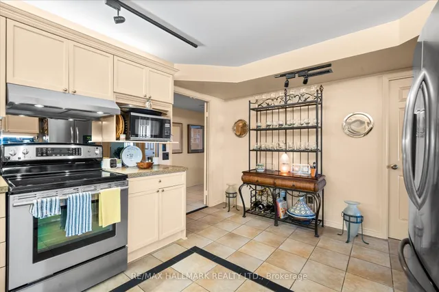 Additional image 23 of 25 George St Unit 801