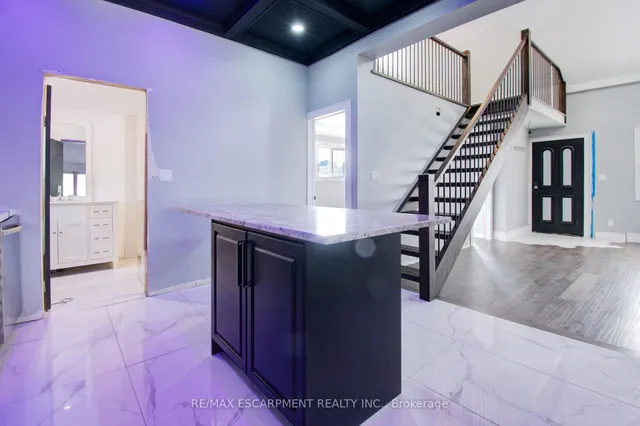 Additional image 21 of 85 East 37th St