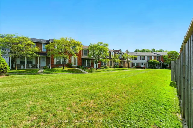 Additional image 47 of 2254 Upper Middle Rd Unit 3