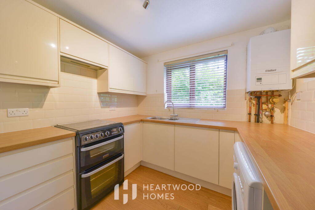 Additional image 4 of White Hedge Drive, St. Albans, AL3 5TJ