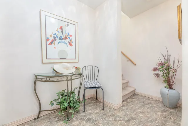 Additional image 3 of 11 Wincott Dr Unit 907