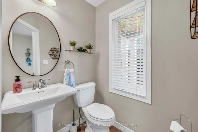 Additional image 22 of 70 Escarpment Dr