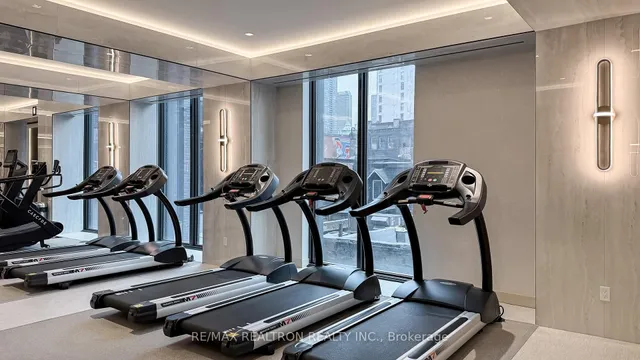 Additional image 43 of 8 Wellesley St Unit 5808