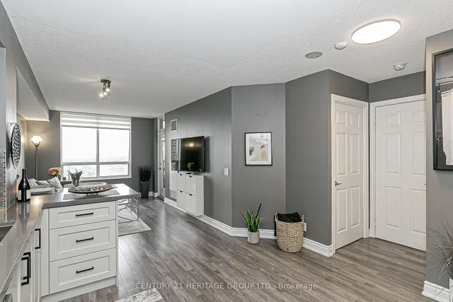 Additional image 8 of 78 Harrison Garden Blvd Unit 1704