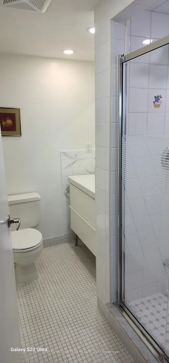 Additional image 9 of 20 Dean Park Rd Unit 1116