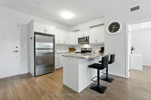 Additional image 14 of 2605 BINBROOK Rd Unit 211