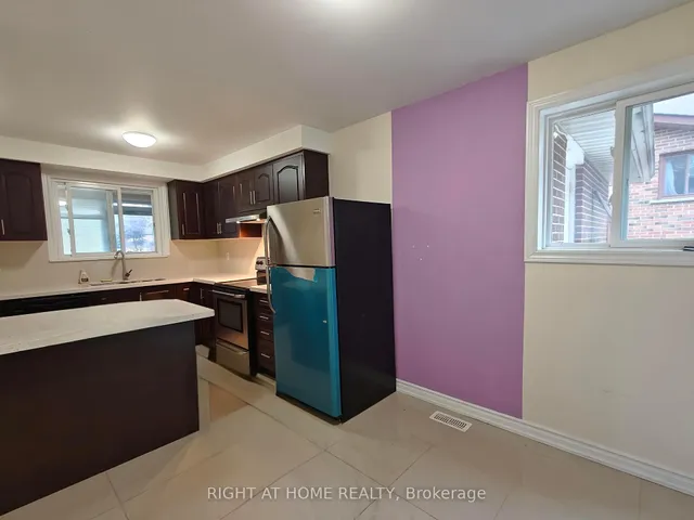 Additional image 7 of 182 mcnicoll Ave