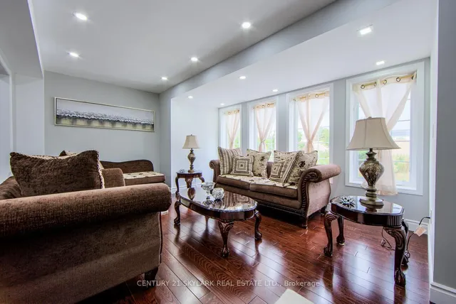 Additional image 23 of 21 Decker Hollow Circ