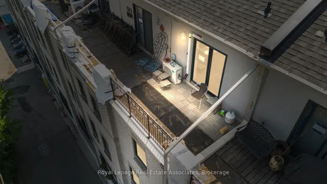 Additional image 34 of 1 Baxter St Unit 8