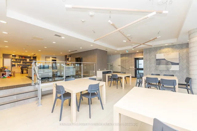 Additional image 43 of 51 East Liberty St Unit 2215