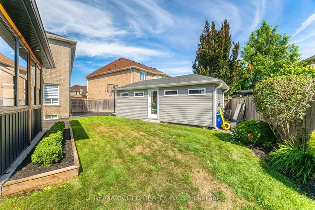 Additional image 45 of 10 Cloverlawn St