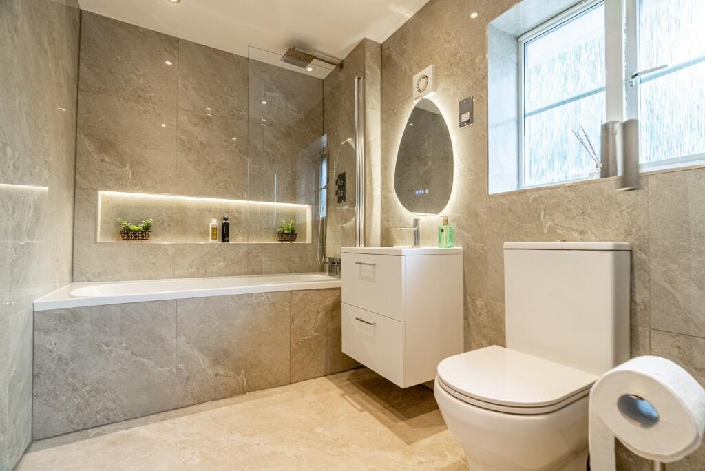 Additional image 18 of St. Barts Close, St. Albans, Hertfordshire, AL4