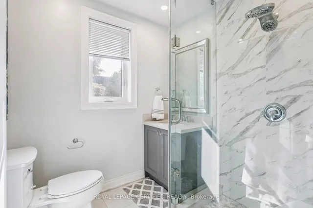 Additional image 24 of 462 The Kingsway