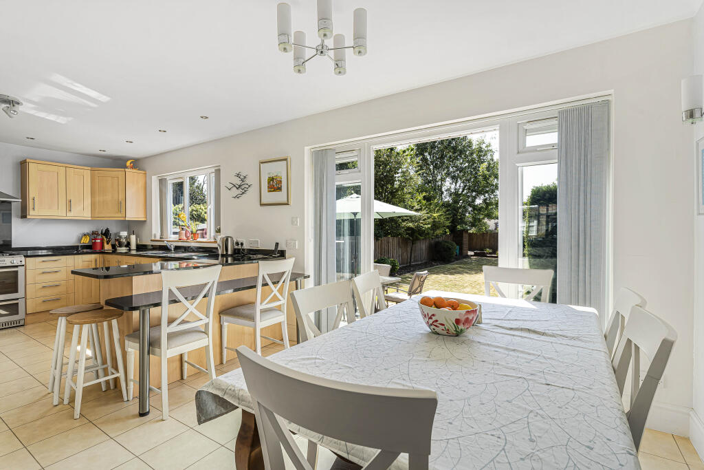 Additional image 7 of Selwyn Drive, Hatfield, AL10