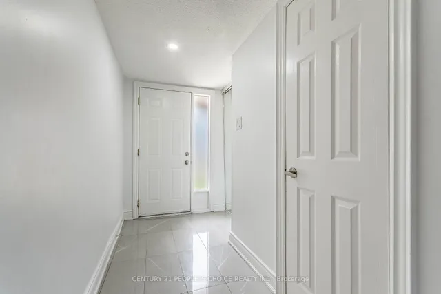 Additional image 34 of 31 Mccallum Crt Unit 31