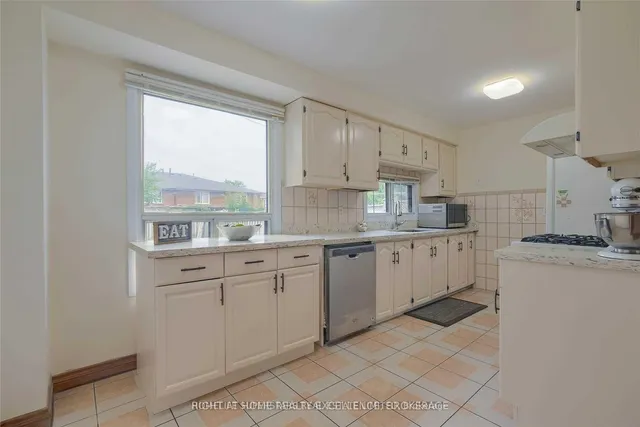 Additional image 10 of 3334 Brandon Gate Dr