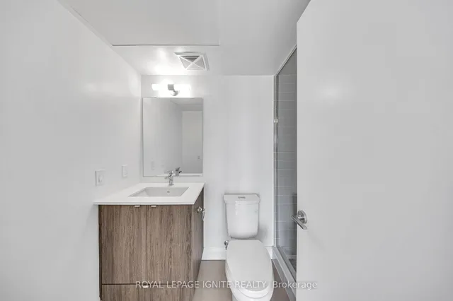 Additional image 31 of 1461 Lawrence Ave Unit 304