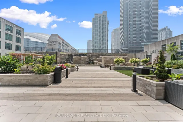 Additional image 21 of 361 Front St Unit 2510