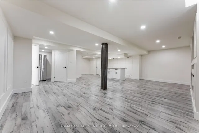 Additional image 32 of 4 Mckibbon Ave