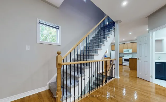 Additional image 19 of 100 Beddoe Dr Unit 25