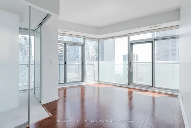 Additional image 37 of 14 York St Unit 2402