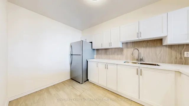 Additional image 14 of 55 Bamburgh Circ Unit 2002