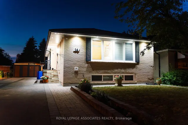 Additional image 28 of 24 Hurley Cres