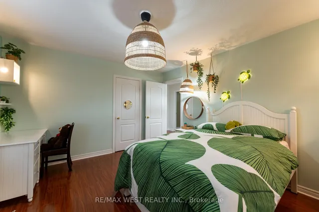 Additional image 32 of 8 Yellow Avens Blvd