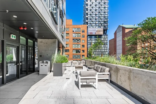 Additional image 33 of 65 Mutual St Unit 2501