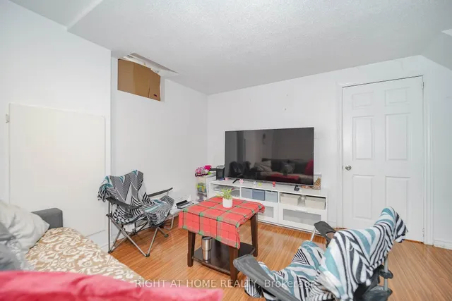 Additional image 38 of 180 Raponi Circ