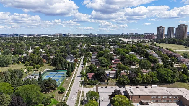 Additional image 41 of 38 Cresthaven Dr