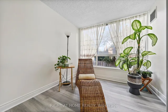 Additional image 18 of 1665 Victoria Park Ave Unit 206