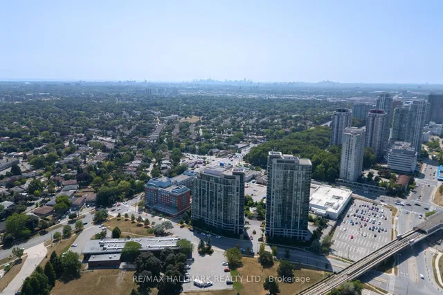 Additional image 41 of 68 Grangeway Ave Unit 909