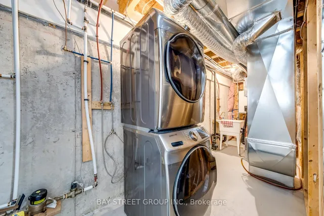 Additional image 34 of 371 Athabasca Common