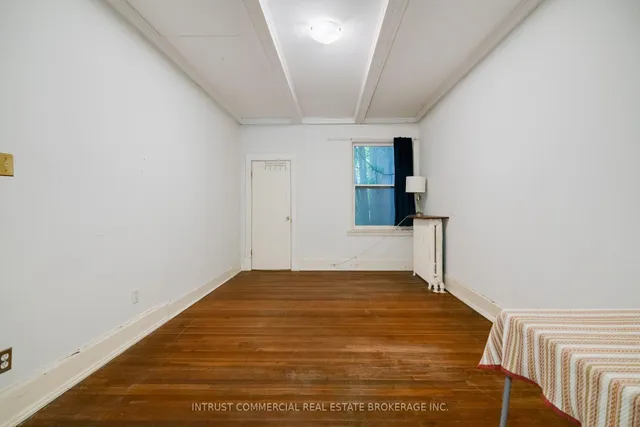 Additional image 5 of 382 Spadina Rd