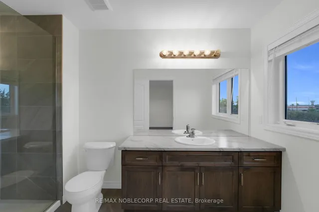 Additional image 32 of 15 Lloyd Davies Way