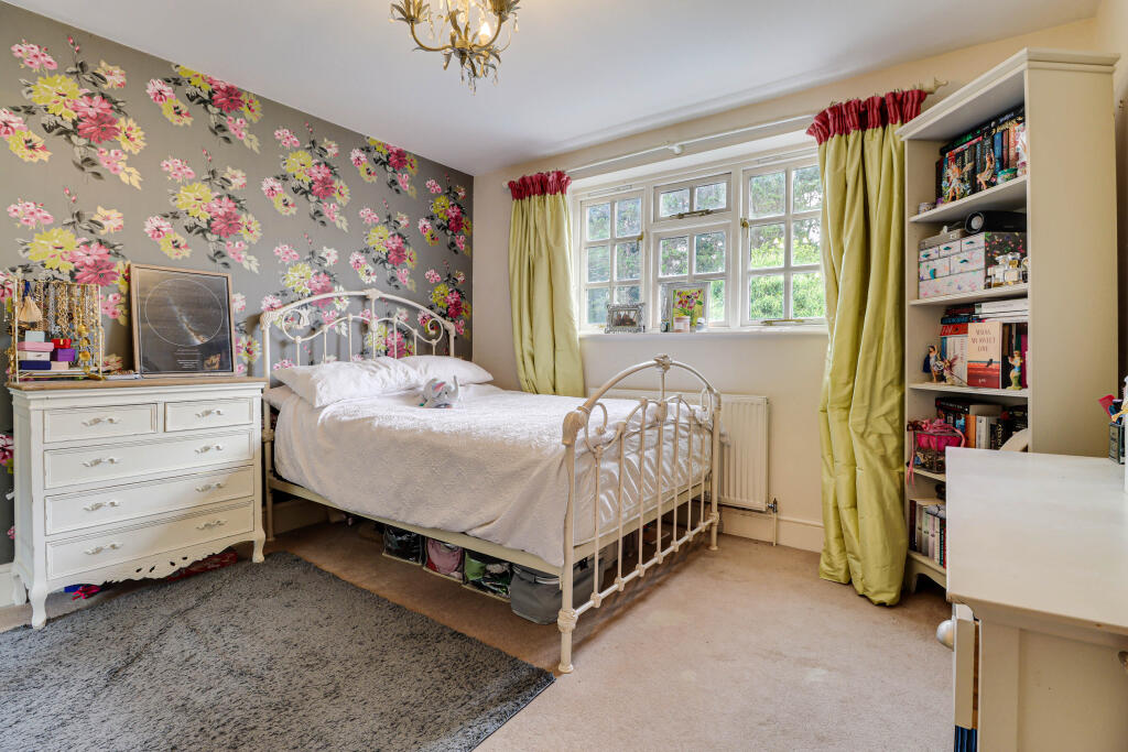 Additional image 14 of Chamberlaines, Harpenden, Hertfordshire, AL5